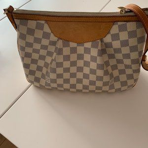 LOUIS VUITTON White Siracusa PM Damier Azur Canvas